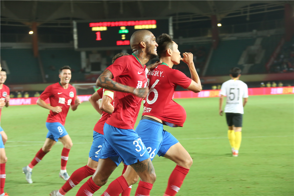 今晚突围战来临,孟菲斯灰熊围绕亚冠队长鼓劲,态度坚定,球队文化再被提及的简单介绍