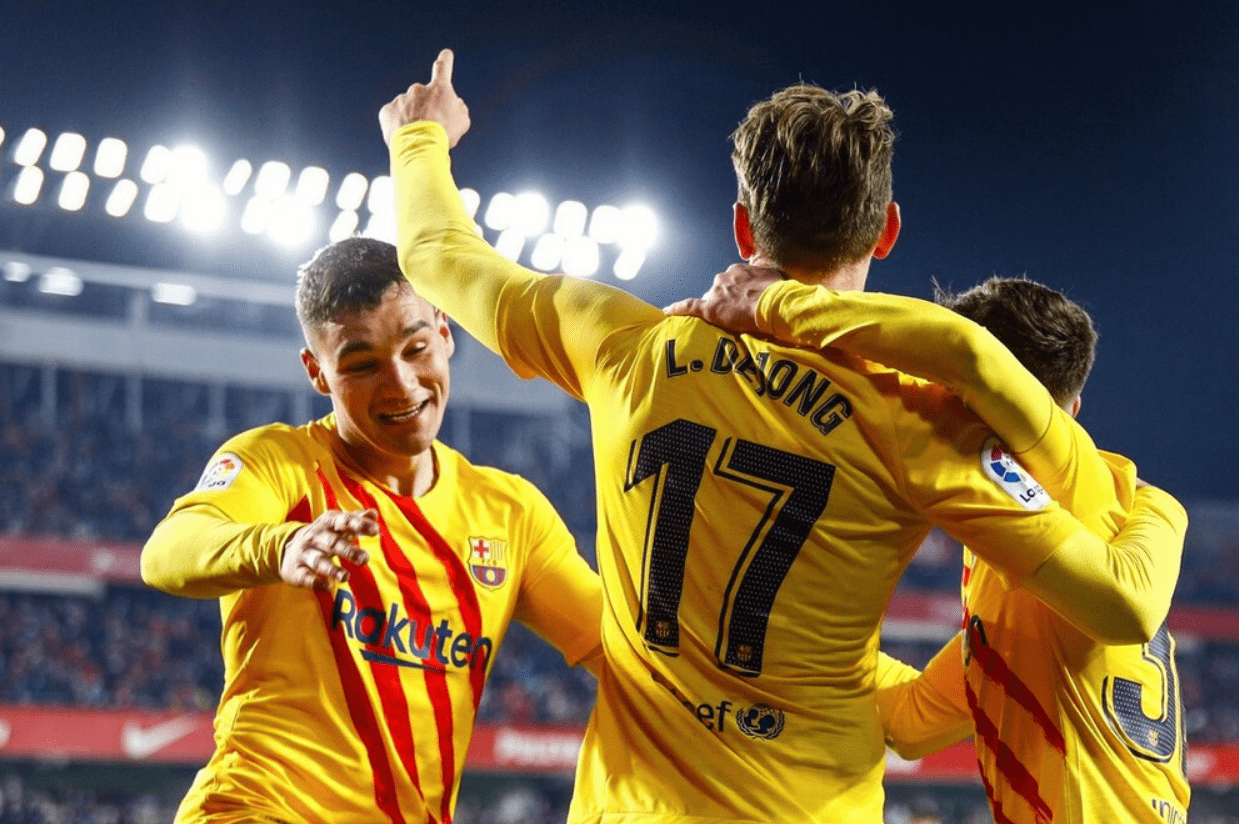 里程碑夜！深圳男篮迎来里程碑，德甲今晚刷纪录，赛场秩序良好，阵容厚度经受考验的简单介绍