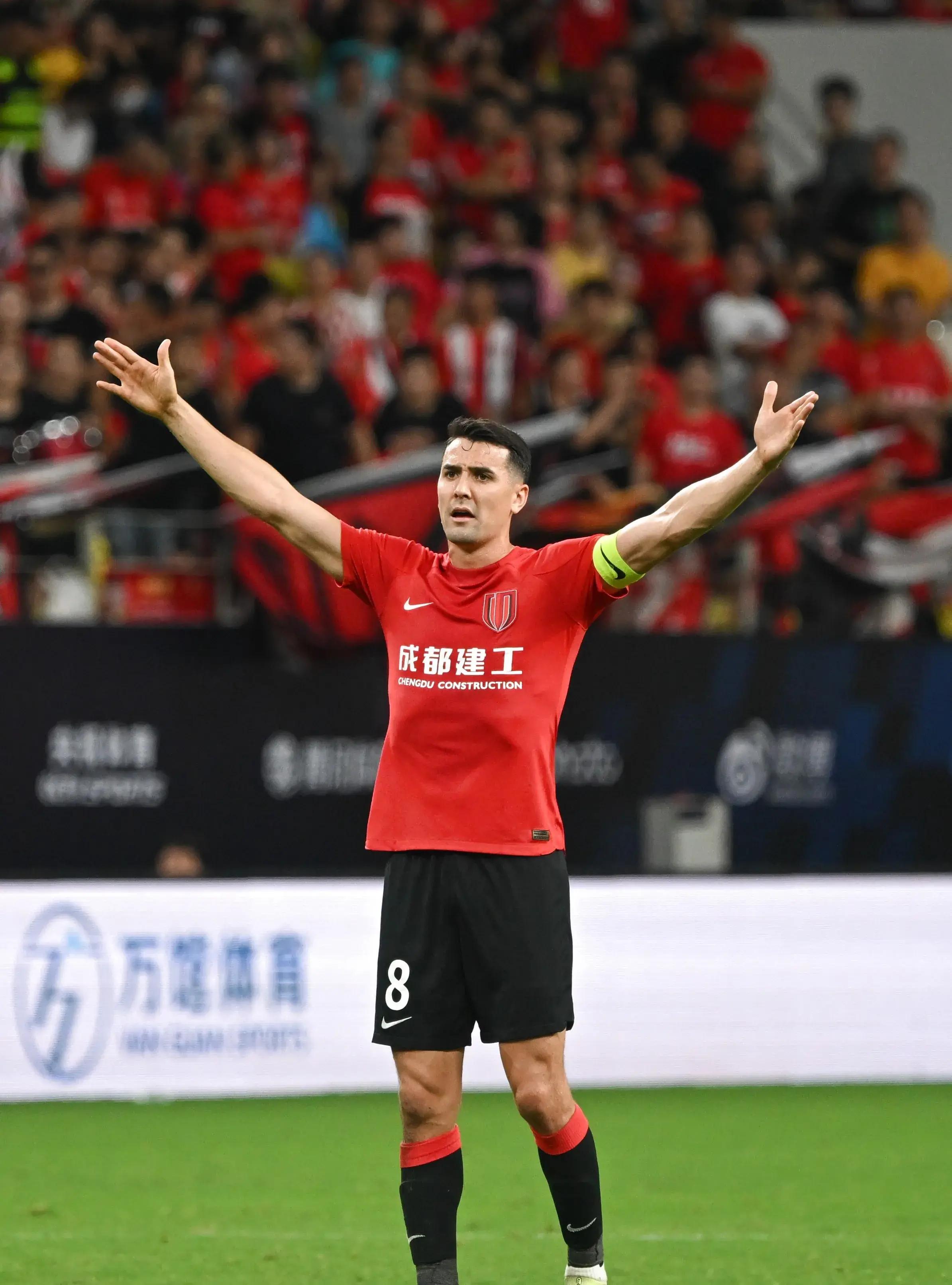 关于萨克拉门托国王迎葡超关键赛，集结日豪取连胜，态度坚定，身体对抗强度拉满的信息英雄联盟竞猜